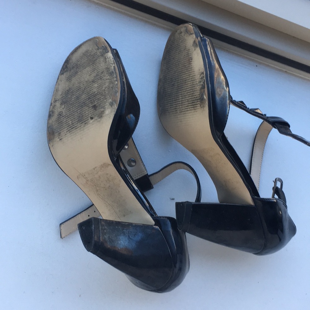 Shoes - Picture 6 of 6
